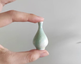 Miniatuurvaas 100% handgemaakt, miniatuurbloemenvaas, schattige minivaas, poppenhuisvaas keramiek, kleine keramische vaas, snorhaarvaas, geglazuurde vaas