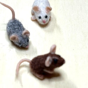 Miniature micro tiny mouse fuzzy fur custom made for you pick you color micro dollhouse mouse
