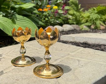 Vintage Pair of GATCO Solid Brass Floral Lotus Petals CANDLESTICK HOLDERS with Crystal Prism Made in Hong Kong 4.5” Tall