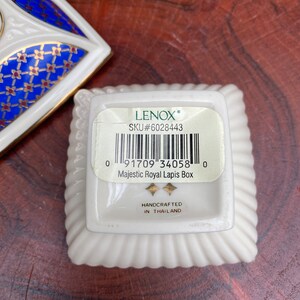 Vintage 1999 LENOX China Treasures Majestic Collection Royal Lapis Square Snuisterijdoosje met 24-karaats gouden accenten 2,5" hoog afbeelding 5