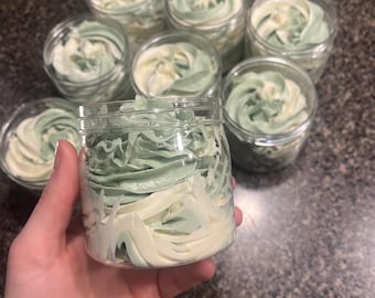 Vispad kroppssmör med aloe vera och gurka