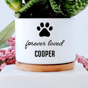 In Memory of Dog Succulent Plant Pot, Memorial Gift, Paw Print, Forever Loved, Dog Remembrance, Cat Memorial Sympathy, Dog Memorial Plant