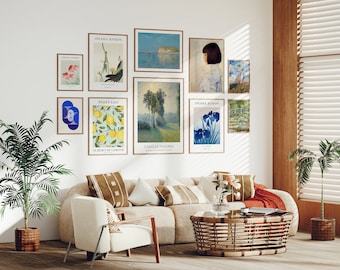Gallery Wall Set Wood Frame Mockup,5x7 Ratio Frame Art Print Gallery Set Mockup,10 Frames mockup,Poster Display,Art work Mockup,Smart Object