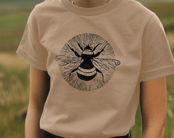 Bee Sketch T-shirt milieuvriendelijk, op de natuur geïnspireerd T-shirt, Save The Bees-top, minimalistisch insectenontwerp, ethische bijenliefhebberkleding, biologisch katoen