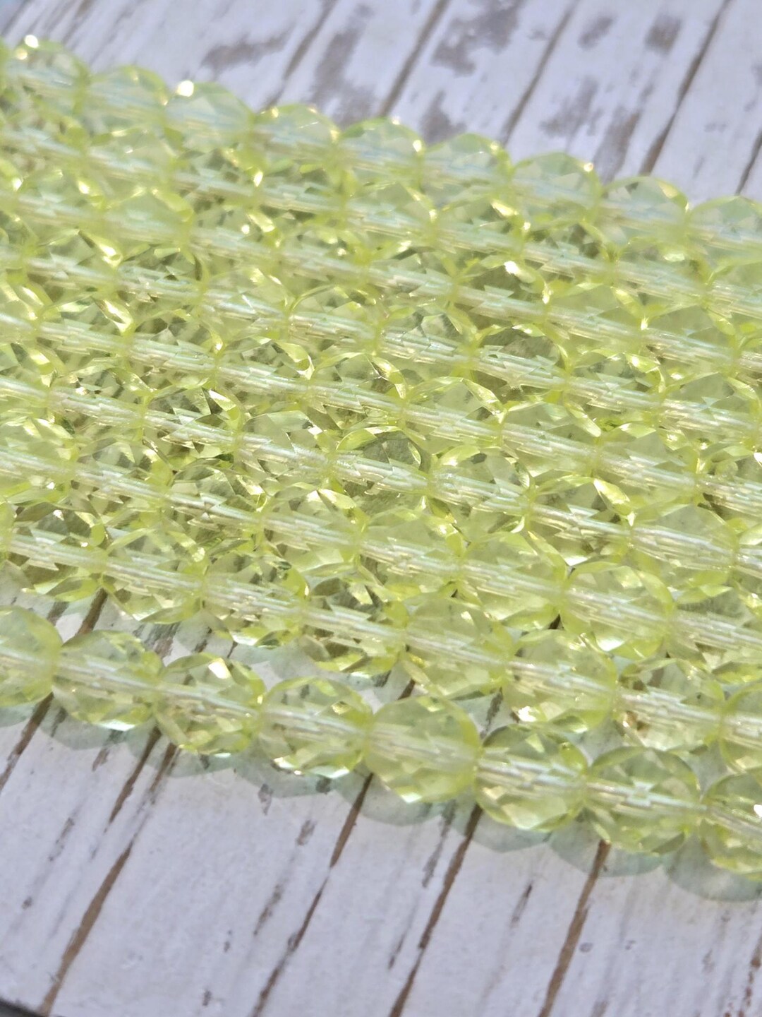 thumbnail image 2 of 600pcs Fire Polished Faceted Beads Round 2.5 Mm, Crystal 2 of 12