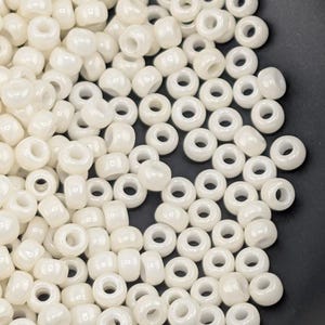 Miyuki Seed Beads 11/0: Eggshell Opaque Luster, 20g Pack