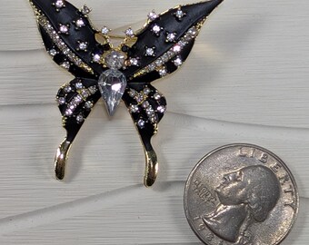 Black and Gold Butterfly Brooch - Elegant Enamel Pin for  display picture 3