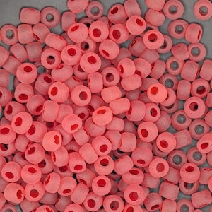 Matsuno Seed Beads, Ruby Red Matte (Size 6, 15g, ~180 pcs)