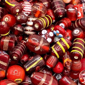 Bulk Handcrafted Lampwork Glass Beads for Jewelry Making: Vibrant Pink Artisan Creations in Bulk