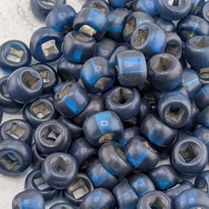 6/0 Semi-matte Blue Silver Lined 15g pkg
