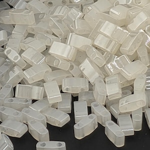 HTL0512-Miyuki Half-TIla Beads:Eggshell C (7.5g pkg)