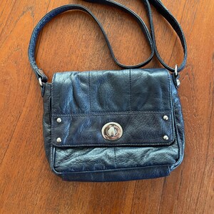 Vintage Cadelle Navy Leather Crossbody Bag: Chrome Hardware