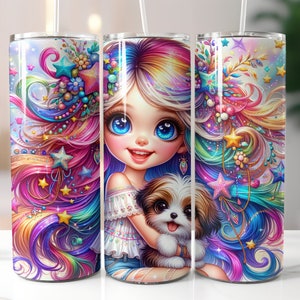 Op de afbeelding: Een roestvrijstalen tumbler met een kleurrijk ontwerp met een cartoonmeisje met regenbooghaar en een puppy. Het meisje draagt een wit shirt met een blauwe rok en houdt de puppy vast. De achtergrond is een regenboog met sterren.