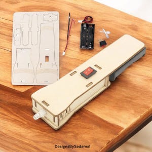 Wooden DIY Wooden Flashlight - DIY Toys for Kids -Kids torch Toy –Science Project - Assemble torch light