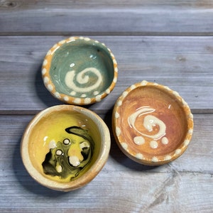 カルシウムヤモリ/アゴヒゲトカゲ/トカゲ用小型陶器皿3個