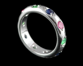 Anello dell'eternità in argento sterling con zaffiro, smeraldo e rubino