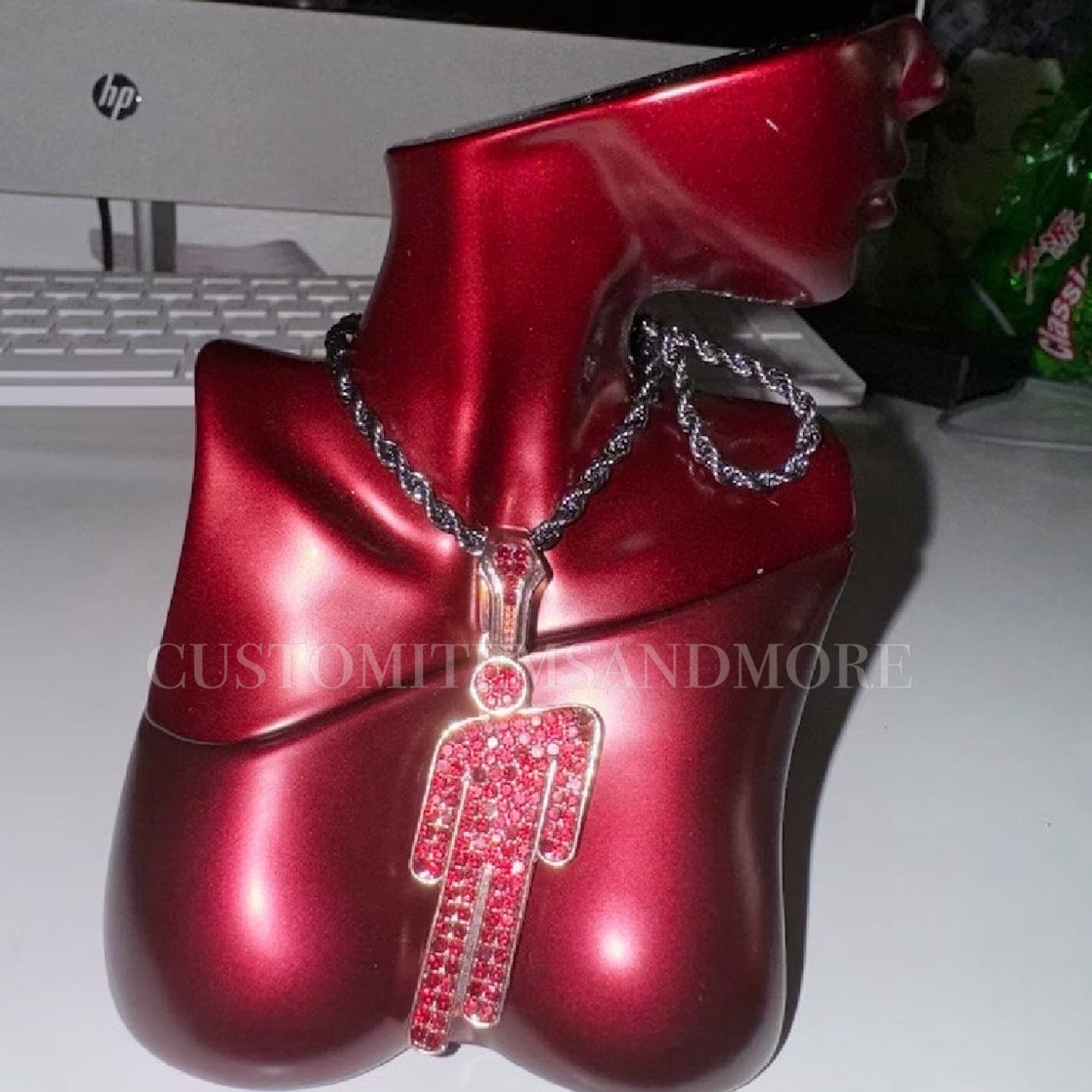 Billie Eilish inspiré colliers Blohsh en alliage de Zinc Pop Star chaîne pendentif bijoux