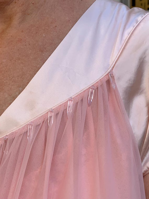 The Most Stunning Soft Pink Vintage Boudoir "Saks… - image 7