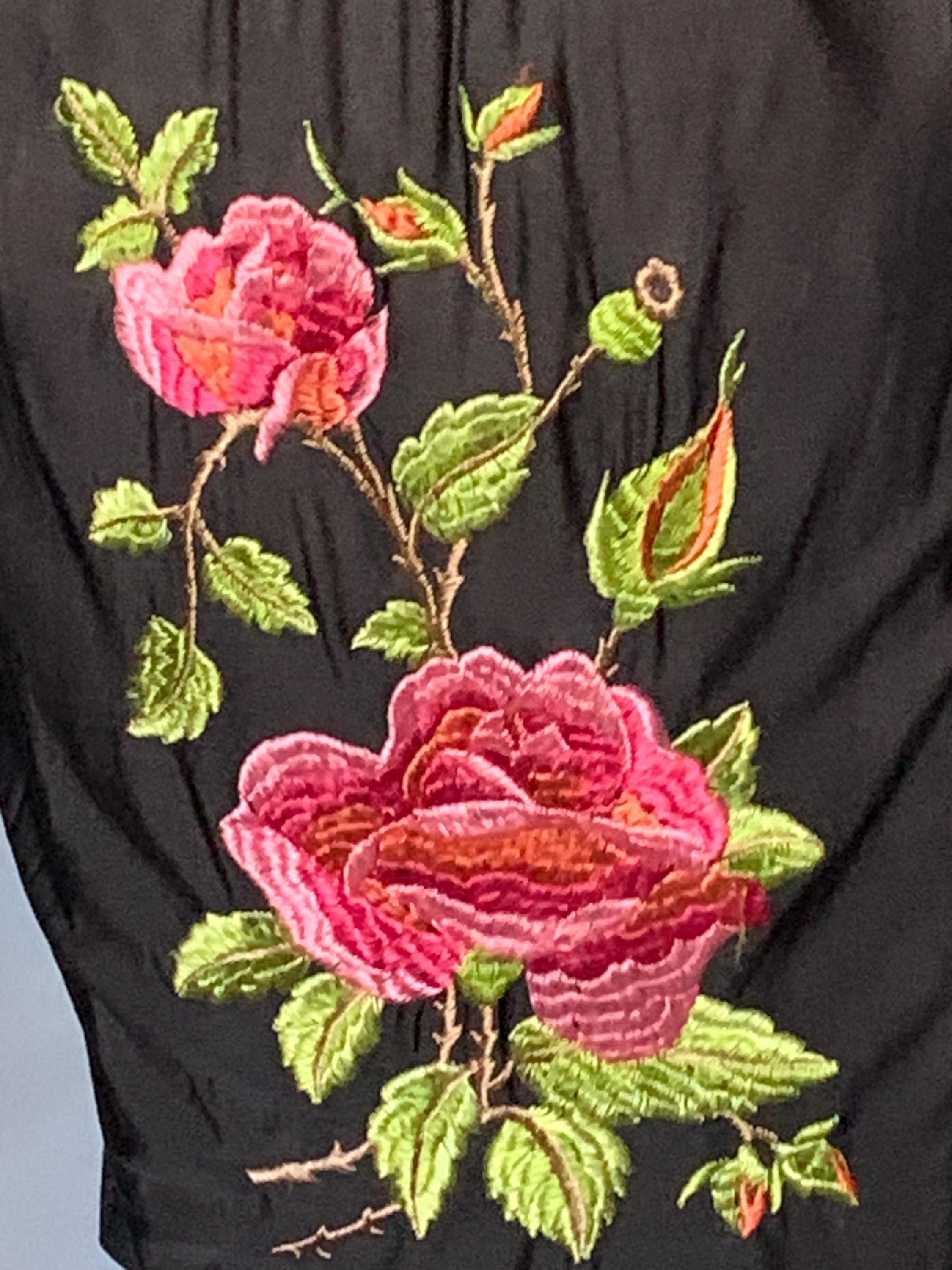 Fresh Roses Dressing Beautiful Black Vintage Dressing Gown/robe With Bright Pink Embroidered ...