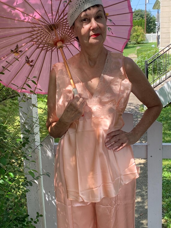 Gorgeous 1930's Satin Rayon/Pajamas, Loungewear, … - image 2