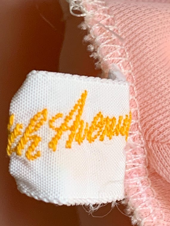 The Most Stunning Soft Pink Vintage Boudoir "Saks… - image 10