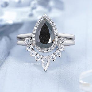 Salt and Pepper Pear Shape Moissanite Engagement Ring Set,Art deco Anniversary Promise ring,Gift for Women,Proposal Ring
