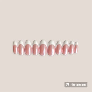 Ongles chromés à pointe française