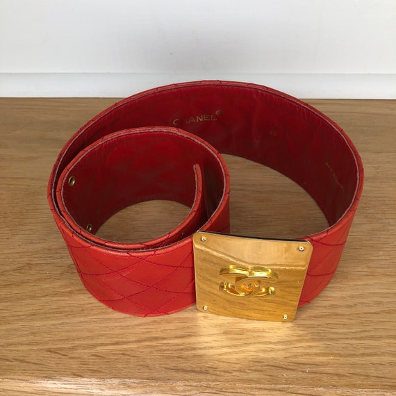 Vintage 80's CHANEL Huge Gold CC Logo Red Leather Waist Belt Buckle - 75 /  30 - 28 Small - Super Rare Collectors Item!