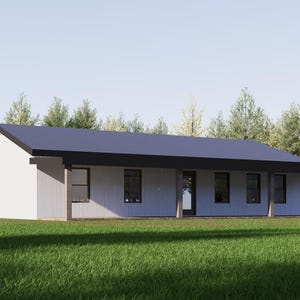 Może przedstawiać: Nowoczesny, parterowy dom z ciemnoszarym dachem i białym sidingiem. Dom posiada kilka okien i zadaszoną werandę, na tle zielonej trawy i drzew. Projekt jest minimalistyczny i współczesny.