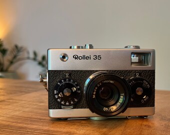 Rollei 35 Kamera, Tessar 40mm f3.5 Objektiv, getestet, Belichtungsmesser funktioniert