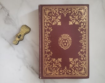 Édition livre en cuir des Misérables de Victor Hugo (édition 1955) - Livre classique