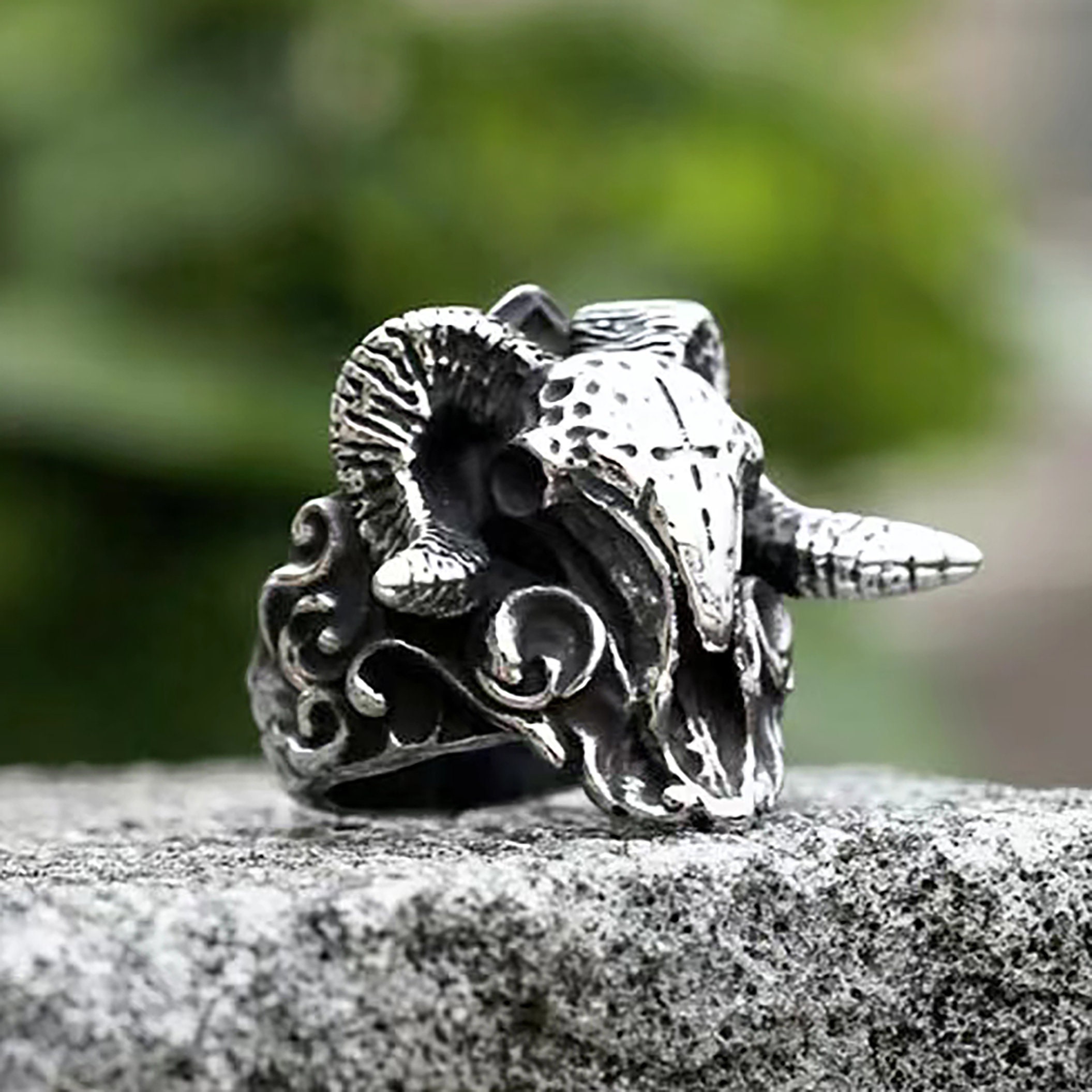 Goat head best sale ring