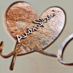 First names linked by a heart - Personalized wall decoration - Gift for couples, weddings, Valentine&#39;s Day, birthdays