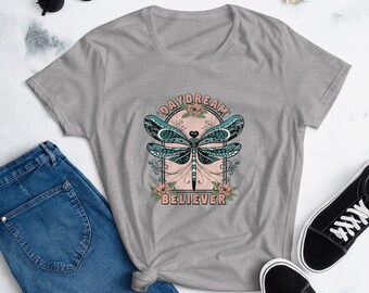 Daydream believer  t-shirt ,women t-shirt, women clothing ,gift for women