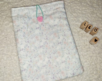 Handmade quilted floral ditsy tablet/kindle/book pouch. Storage case.
