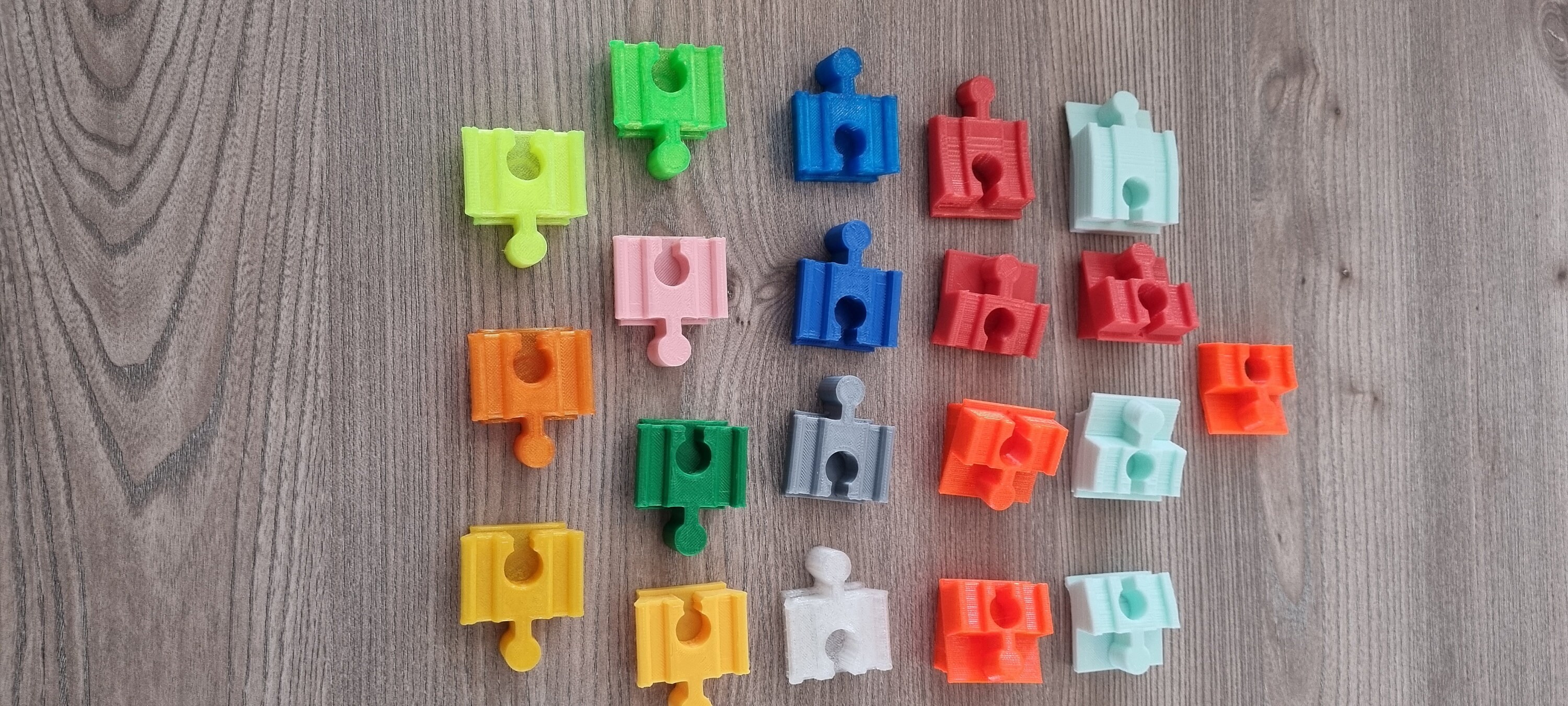 Holzeisenbahn Schienen-Adapter Set – 24 Stück, Kunststoff, Für Kinder 3–7 Jahre