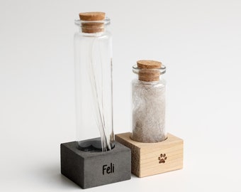 Mini Aufsteller | Glas | Personalisiert | Tierhaare | Schnurrhaare | Aufbewahrung | Holz | Eiche | Schwarz