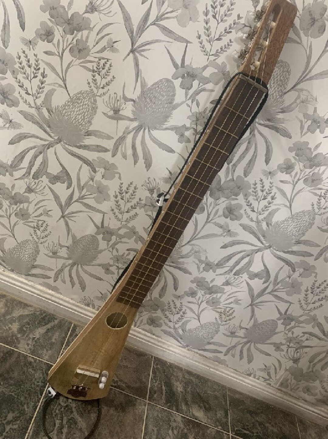 Box Guitar - Etsy Australia