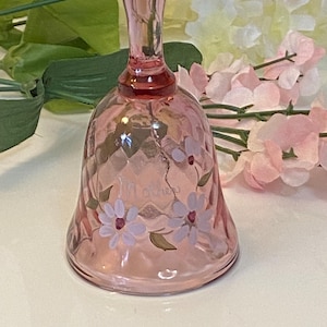 Fenton stamped Pink Diamond Optic Glass Bell. Hand painted flowers and “Mother” on this cute bell.