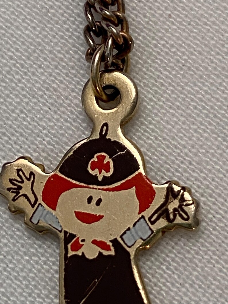 Vintage Girl Scouts 16” Brownie Girl Pendant Necklace. 1980’s. image 7