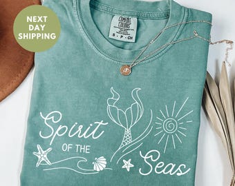 Spirit Of The Seas Comfort Colors® Shirt, Sommertag Shirt, Strand T-Shirt, Ocean Shirt, Ästhetisches Küsten T-Shirt, Muschel Shirt, Meerjungfrau T-Shirt