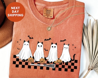 Halloween spökkatt Comfort Colors®-skjorta, Halloween-spök-t-shirt, läskig katt-t-shirt, söt Halloween-outfit för kvinnor, Halloween-present