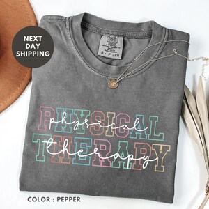 Comfort Colors® Physiotherapie-Shirt, Physiotherapeuten-Shirt, Pt-Shirt, Geschenk für körperliche, Pt-Therapeuten-T-Stück, pädiatrische Physiotherapie