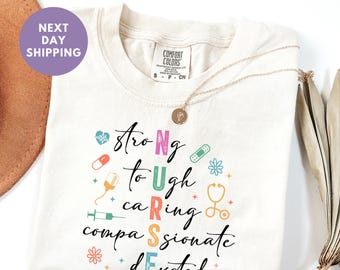 Camiseta Nurse Comfort Colors®, Camiseta fofa para enfermeira, Camiseta para enfermeira, Presente de formatura para enfermeira, Camiseta da Semana da Enfermeira, Presente de agradecimento à enfermeira, Camisetas de enfermagem