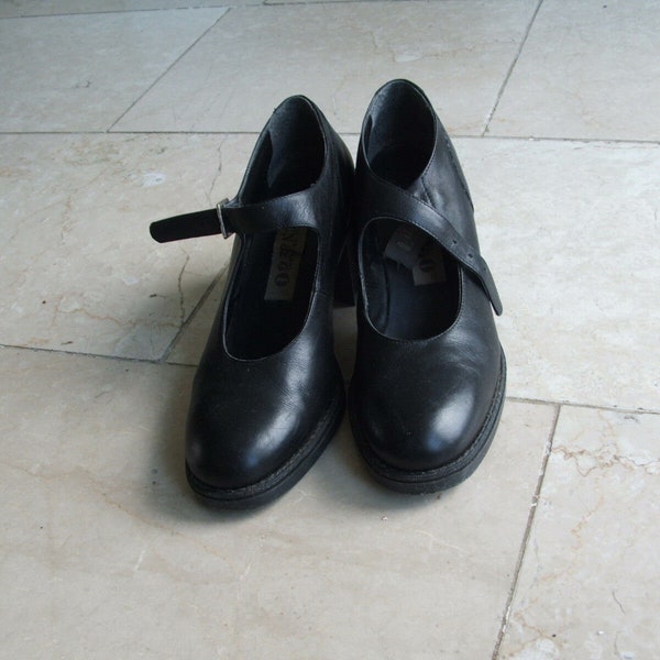 schwarze Ballerina-Pumps / Schuhe mit hohem Blockabsatz, Gr. 39