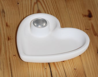 white heart bowl with integrated candle holder | heart-shaped candle holder | heart stand | gift for any occasion | souvenir | decoration