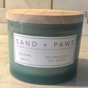 Sand + Paws 12 oz. Paw Quilt Ocean Mist Candle - 2-Wick with custom "paw" lid