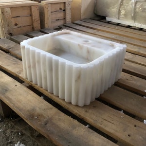 Handmade Calacatta Marble Vessel Sink: Modern Rectangular Washbasin