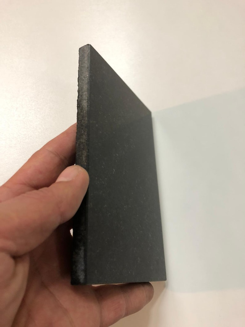Campione di granito nero e marmo: piastrella in pietra fatta a mano per lavori fai da te (10 x 15 cm) immagine 2