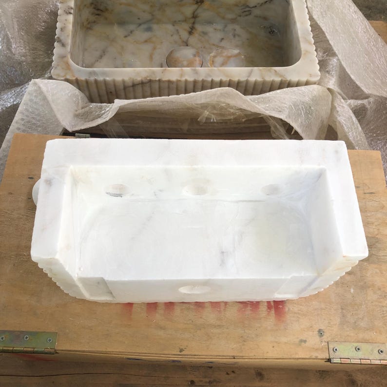 Handmade Fluted Calacatta Gold Marble Sink - Glossy White, Wall-Mounted or Countertop Bathroom Vanity, 35x22x15cm (13.8x8.7x5.9in)